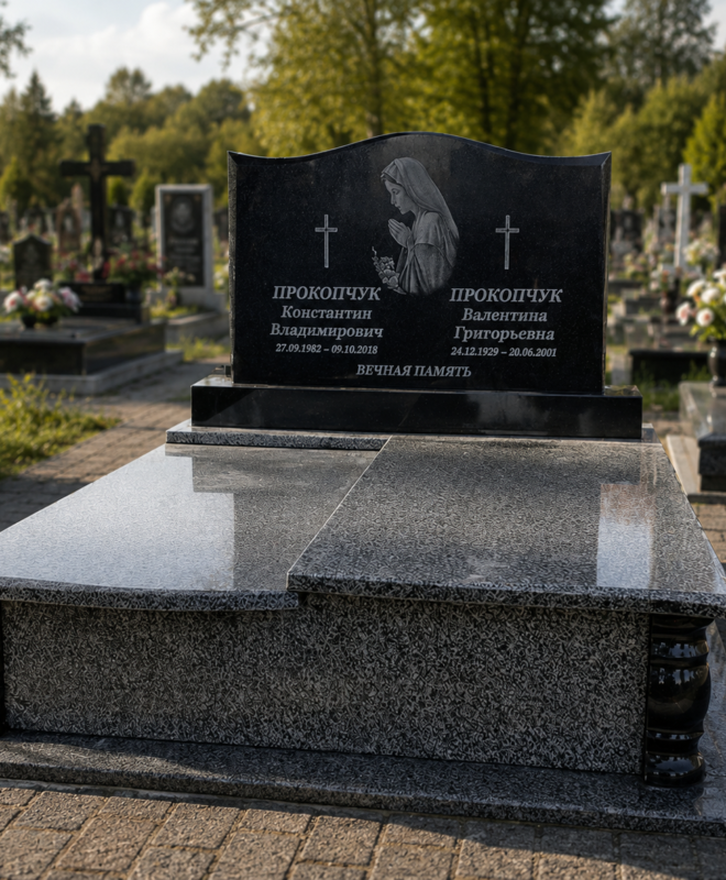 Подвійний гранітний меморіальний комплекс «Молитва Вічності»